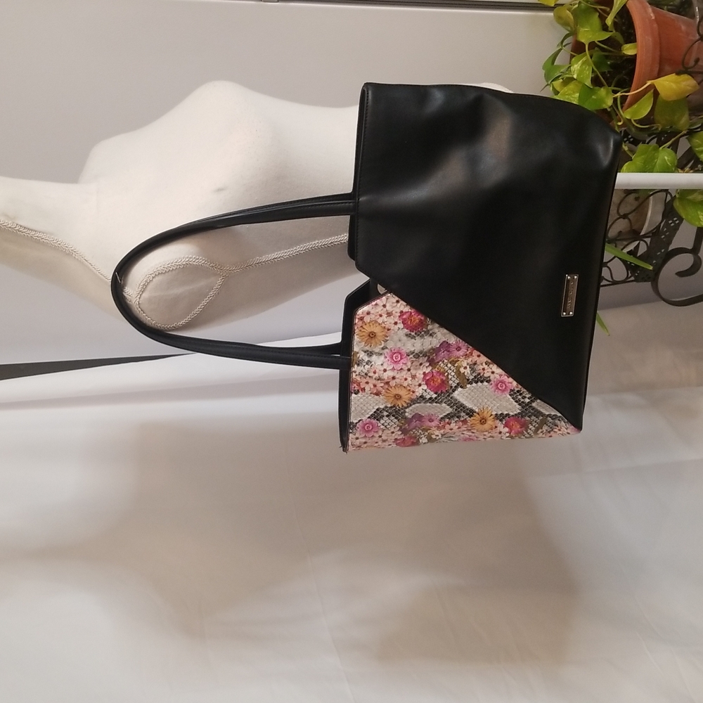 Anne Klein tote bag black faux leather w/ snakeskin floral 13 x 11 x 4.5 work